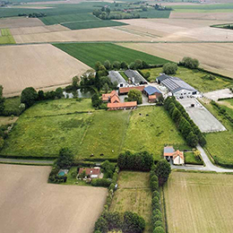 Installations du centre équestre près de Steenvoorde et Hazebrouck